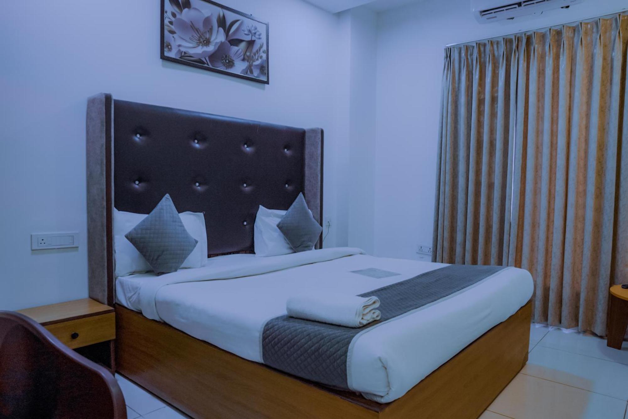 Hotel Lake View Chandīgarh 外观 照片